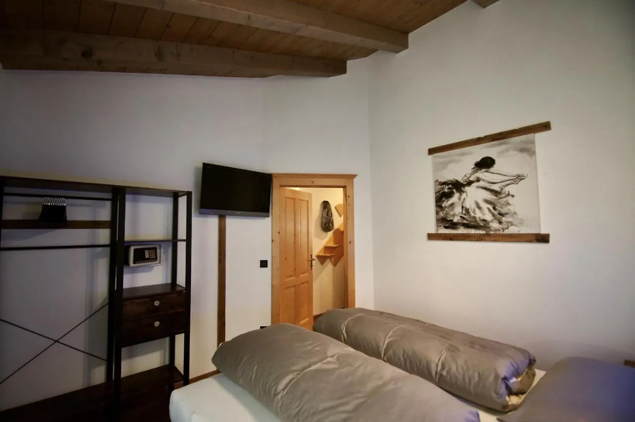 Frühstückspension Bed and Breakfast Haus Eder Steiner Saalbach