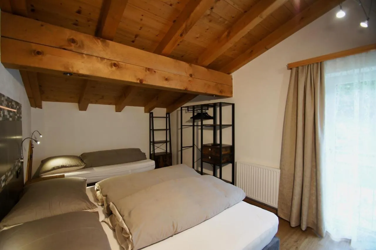 Bed and Breakfast Haus Eder Steiner Saalbach Frühstückspension