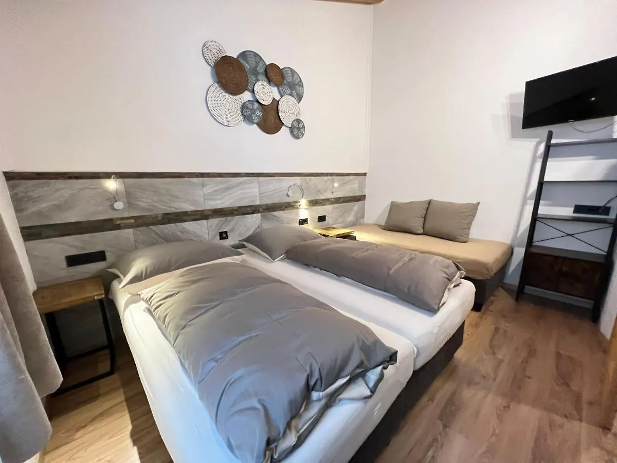 Bed and Breakfast Haus Eder Steiner Saalbach