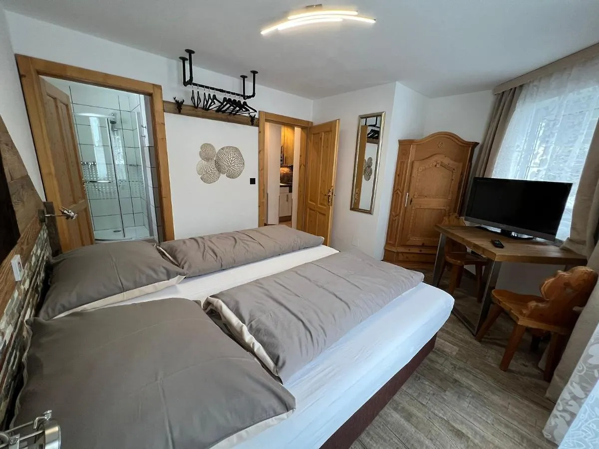 Haus Eder Steiner Guest House Saalbach-Hinterglemm Bed & Breakfast